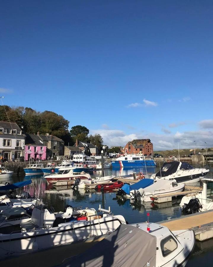 Sunny Corner, Padstow. Spacious 3 Bedrooms, 2.5 Bathrooms, Parking, Garden. Kültér fotó